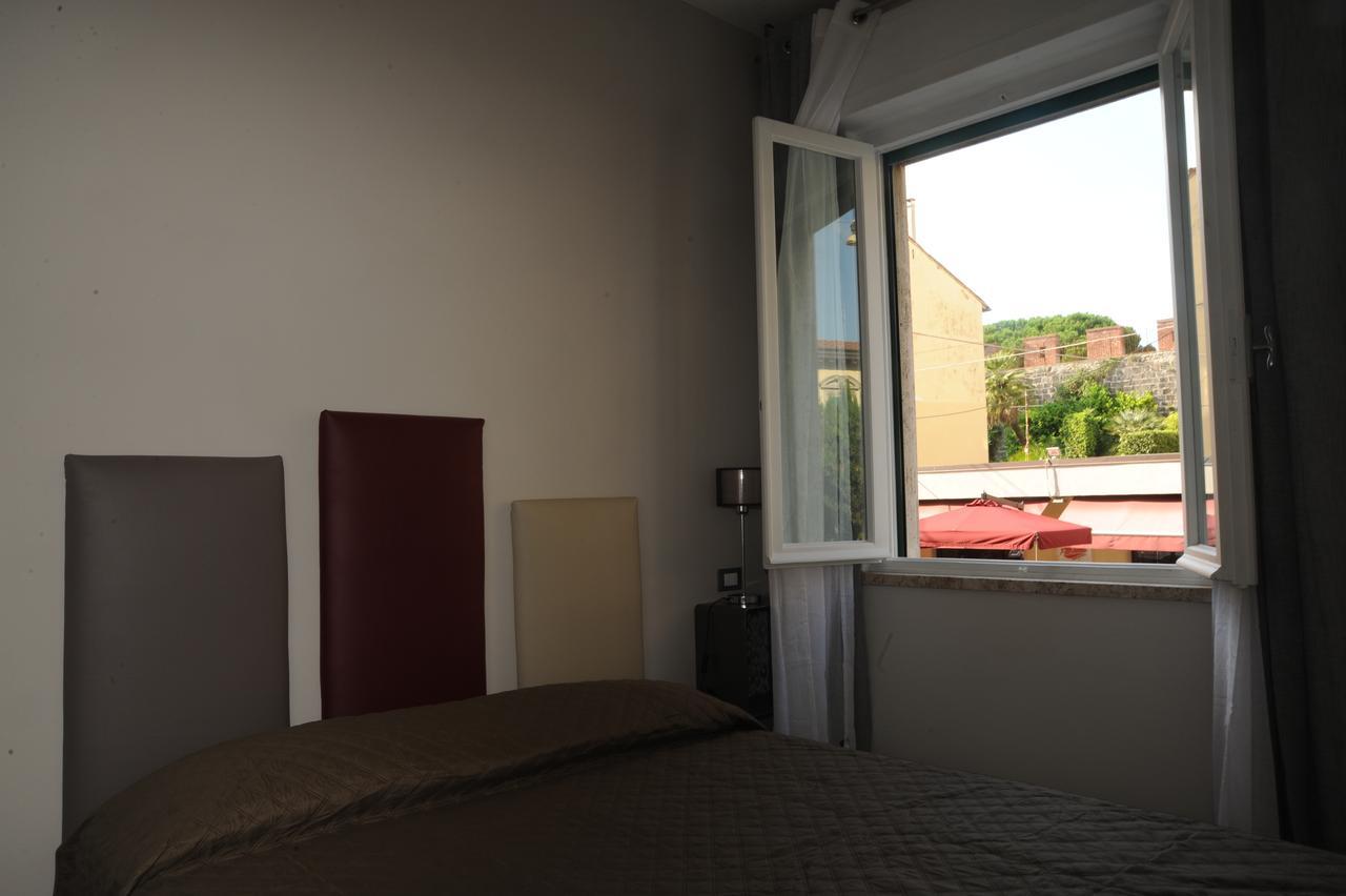 Ariston Tower Bed & Breakfast 2*
